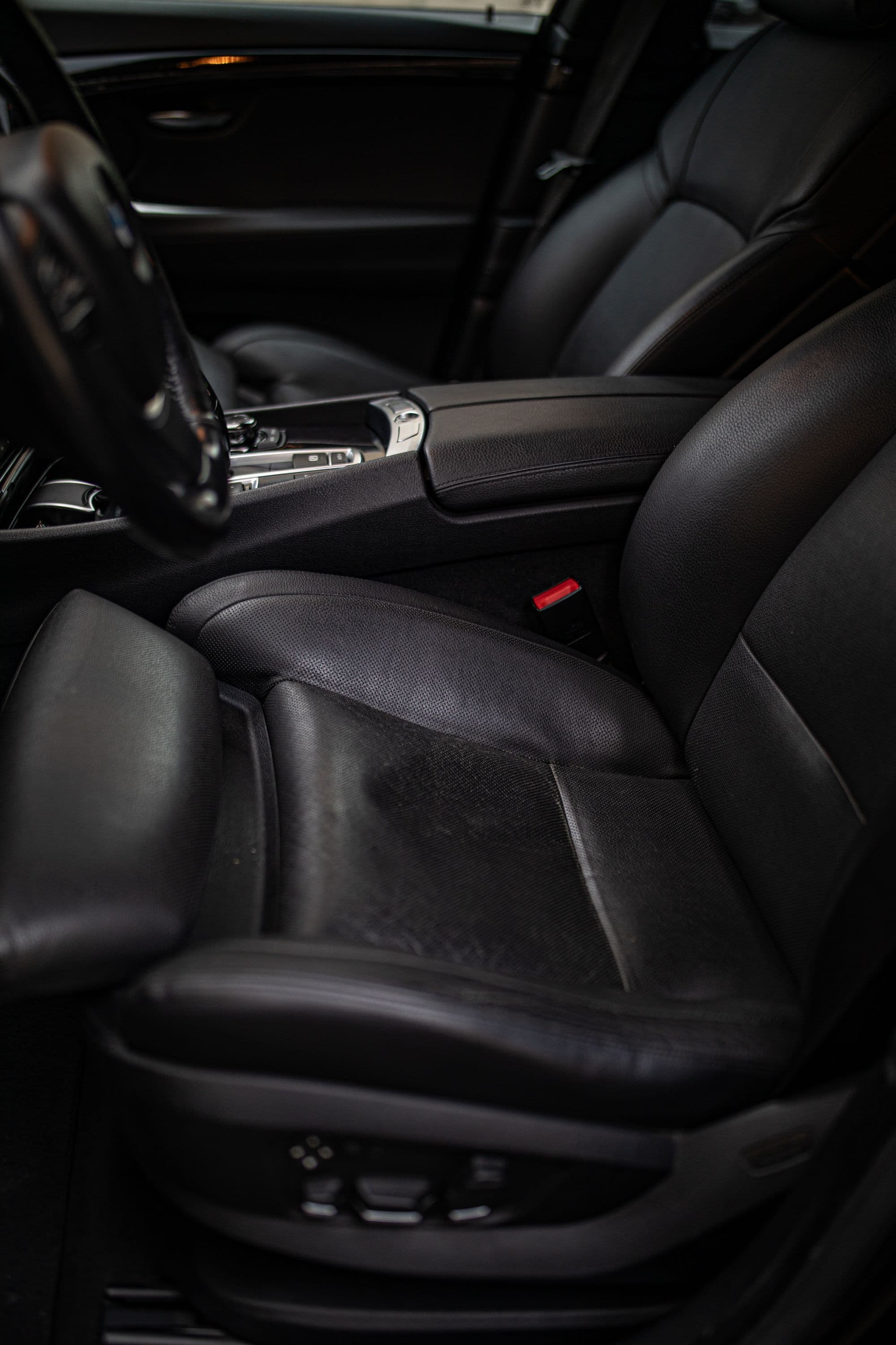 Black leather front seats and centre console